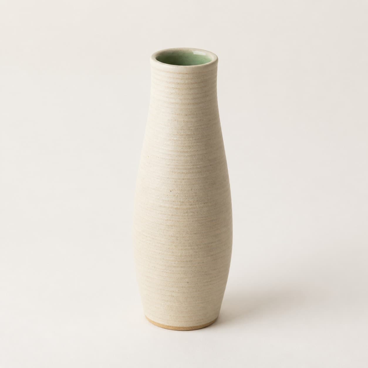 Ribbed Vase, wheel-thrown by MULLE