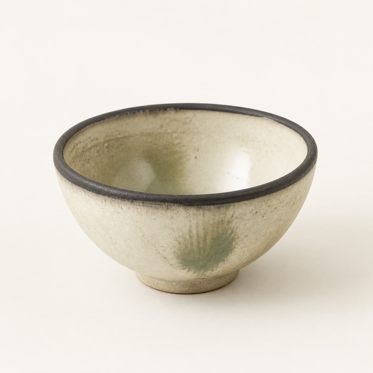 먹테 두름볼, handmade pottery